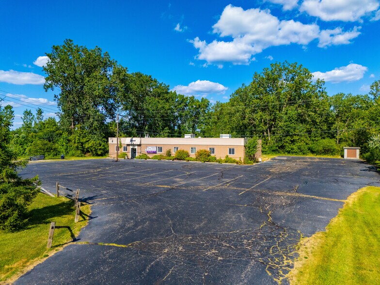 12305 Beech Daly Rd, Taylor, MI à vendre - Photo du bâtiment - Image 3 de 36