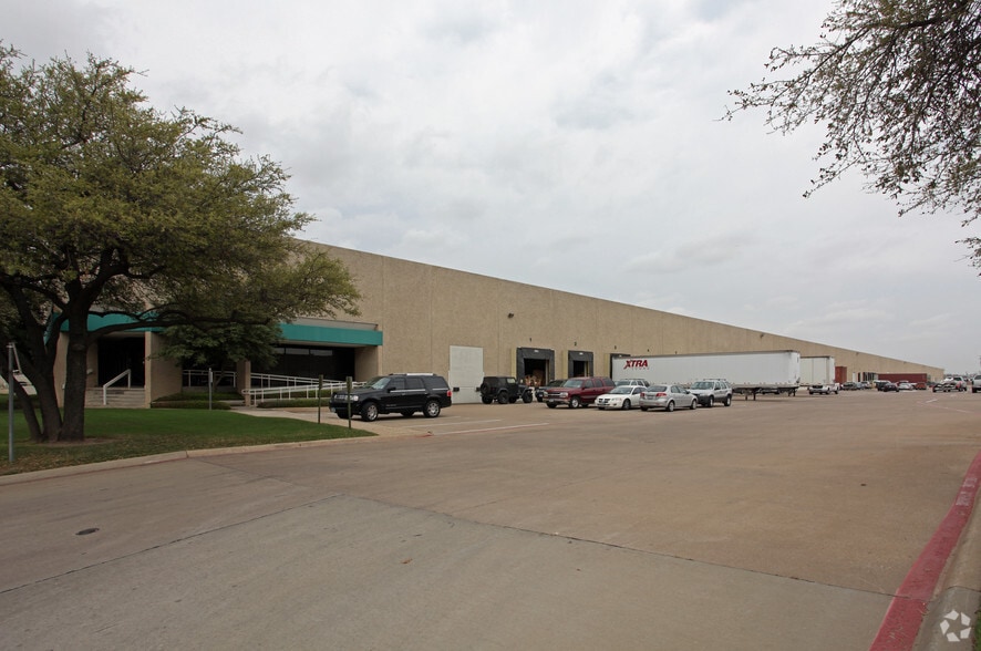 2007 Royal Ln, Dallas, TX for lease - Building Photo - Image 3 of 5