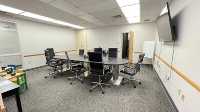 446-450 Union Blvd, Allentown, PA for lease Interior Photo- Image 2 of 3