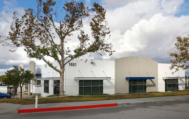 Plus de détails pour 1401 Research Park Dr, Riverside, CA - Bureau, Industriel à louer