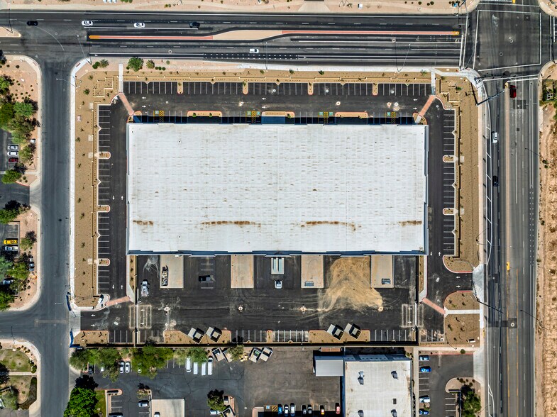 2836 N Greenfield Rd, Mesa, AZ à louer - Photo du bâtiment - Image 2 de 2