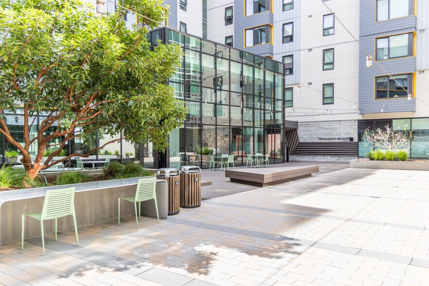 2 Varela Ave, San Francisco, CA à louer - Photo du bâtiment - Image 3 de 9