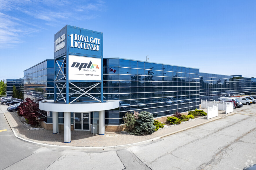 1 Royal Gate Blvd, Vaughan, ON for lease - Primary Photo - Image 1 of 4