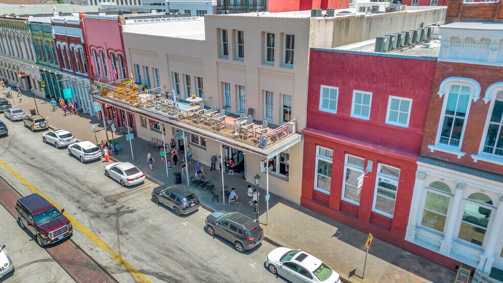 2119 Strand St, Galveston, TX à vendre - Photo du bâtiment - Image 2 de 50