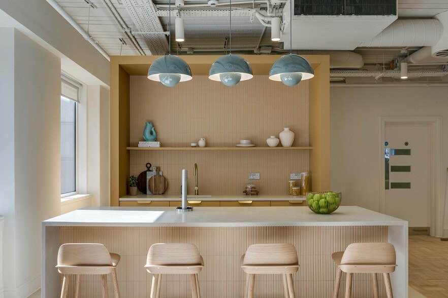 10 Dominion St, London for lease - Building Photo - Image 3 of 9