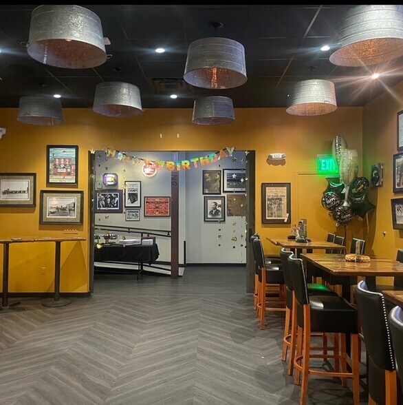 2 W Pennsylvania Ave, Towson, MD à louer - Photo intérieure - Image 2 de 20