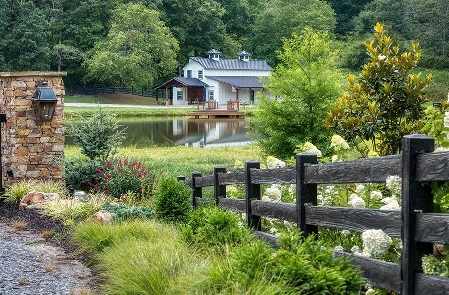 1019 Hardscrabble Rd, Mineral Bluff, GA for sale - Building Photo - Image 3 of 59