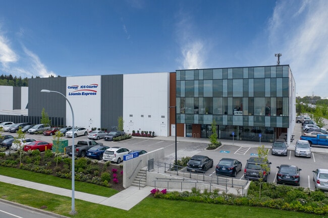 Plus de détails pour 11796 103A Ave, Surrey, BC - Industriel à louer