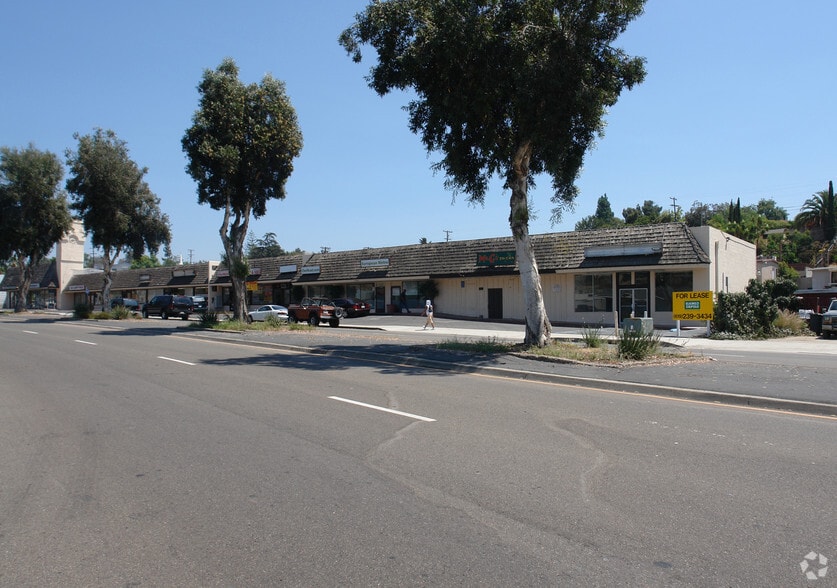 7097-7147 University Ave, La Mesa, CA for lease - Primary Photo - Image 2 of 8