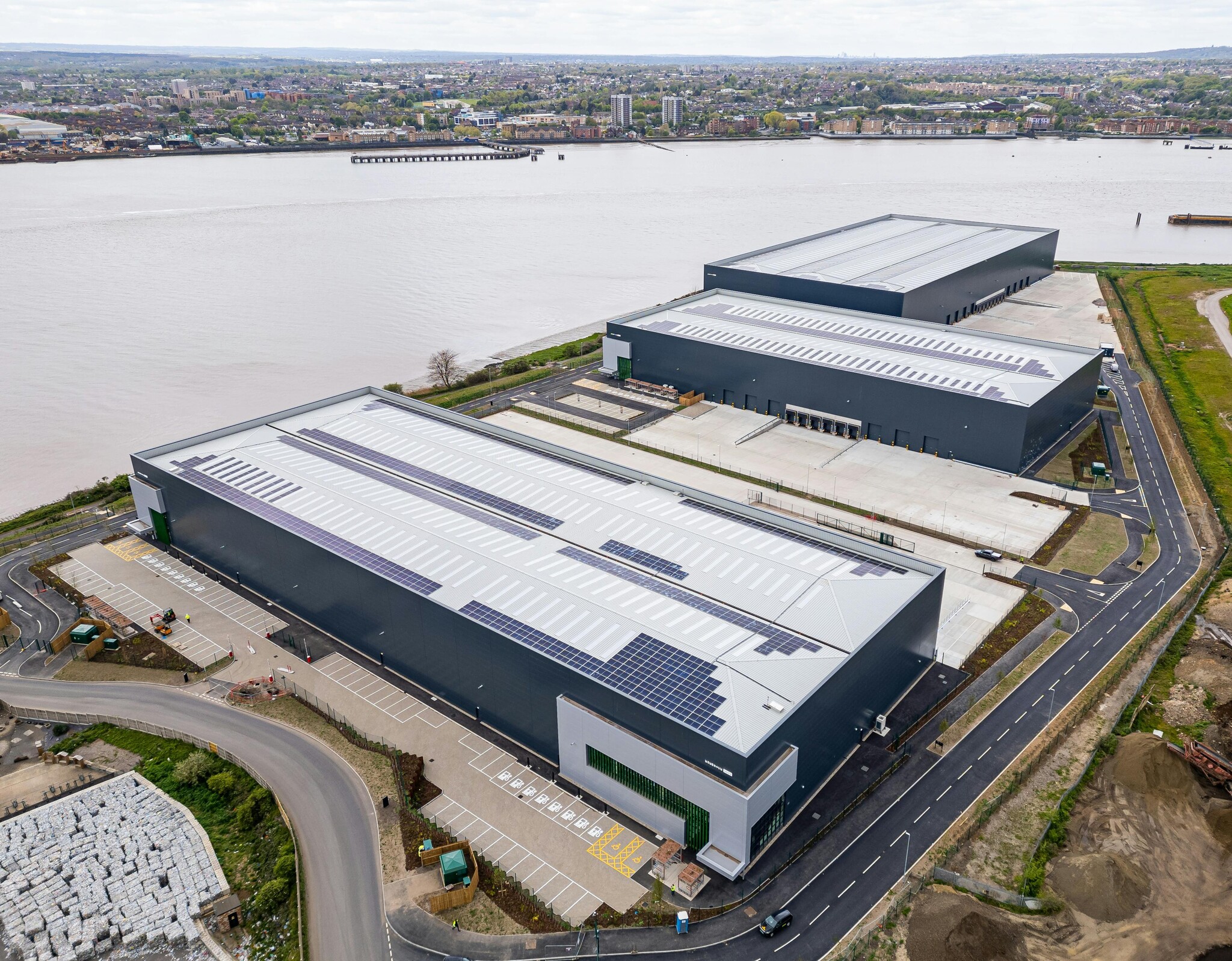 Coldharbour Ln, Rainham for sale Building Photo- Image 1 of 8