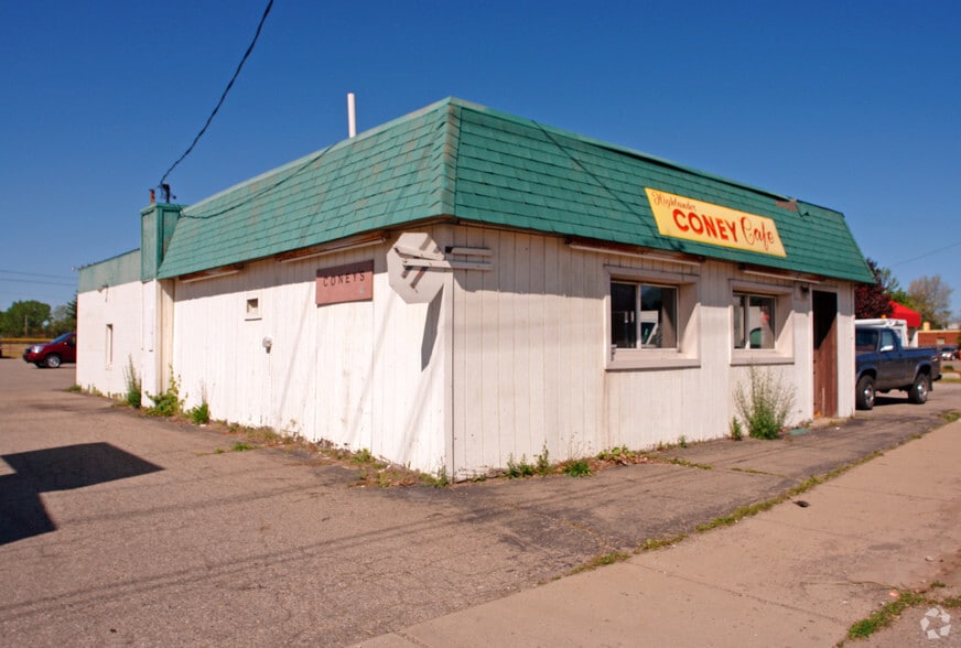 4355 Dixie Hwy, Waterford, MI for lease - Building Photo - Image 3 of 4