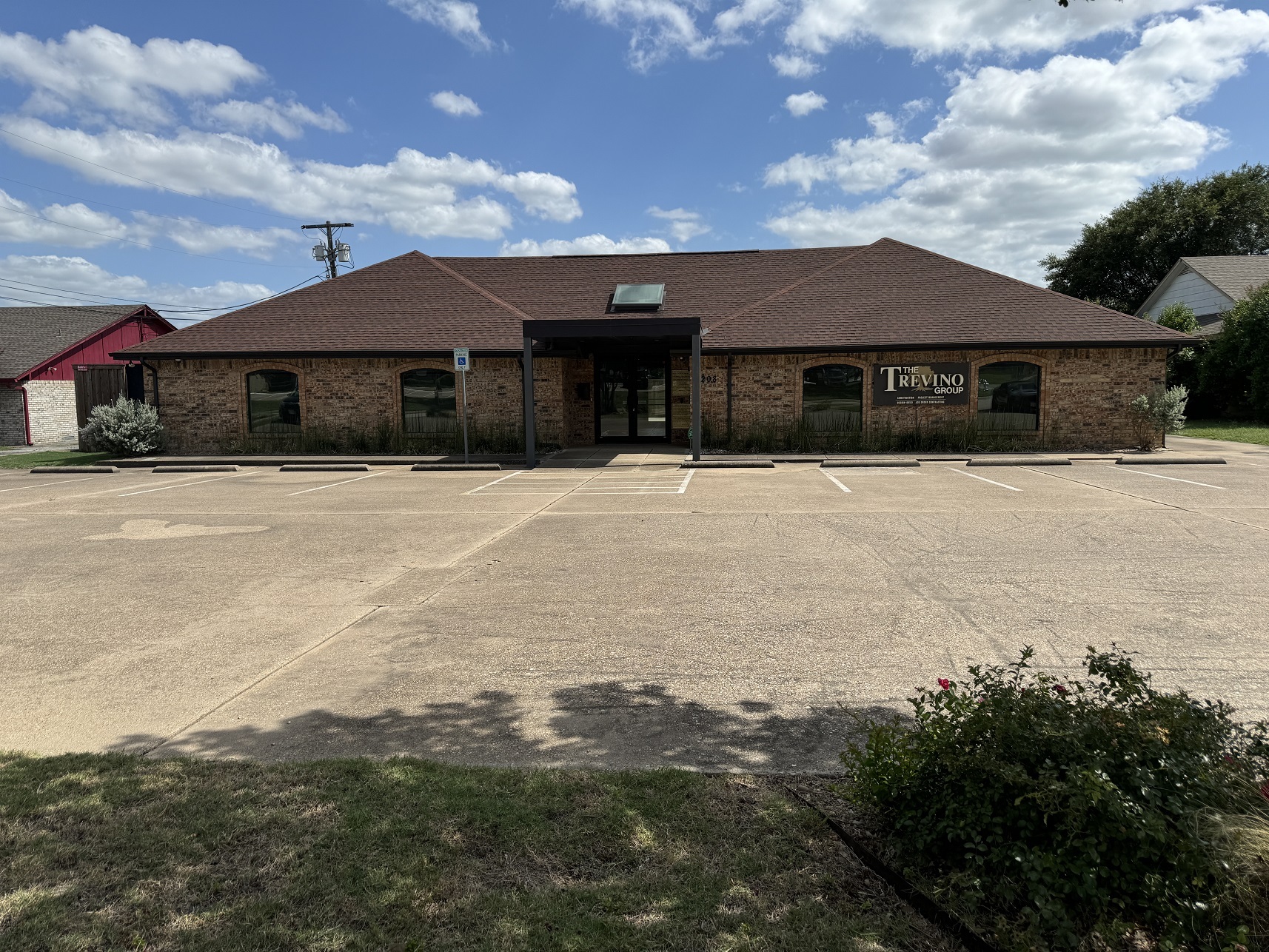 208 Dalton Dr, DeSoto, TX for sale Building Photo- Image 1 of 1