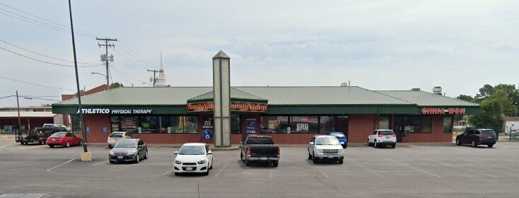 709 W Main St, Marion, IL à louer Photo du bâtiment- Image 1 de 6