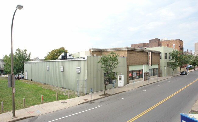 Plus de détails pour 48-50 Scio St, Rochester, NY - Industriel à vendre