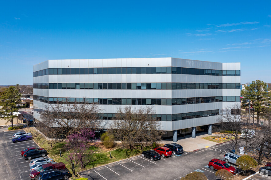 5110 S Yale Ave, Tulsa, OK for lease - Building Photo - Image 1 of 7