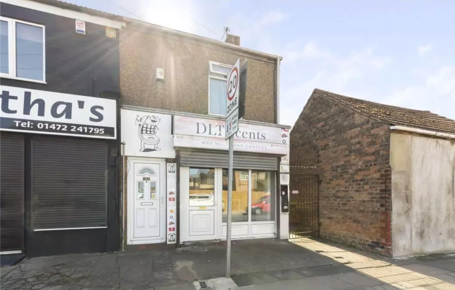 98 Oxford St, Grimsby for sale Primary Photo- Image 1 of 2