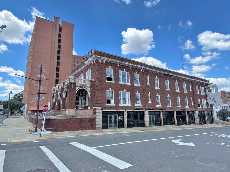 700 Cotton St, Shreveport, LA à vendre - Photo du bâtiment - Image 2 de 7