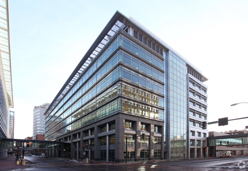 800 Walnut St, Des Moines, IA à louer - Photo du bâtiment - Image 1 de 17