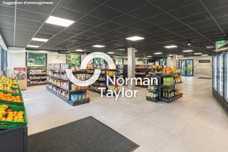 Retail in Saint-Clément-de-Rivière for sale - Interior Photo - Image 2 of 4