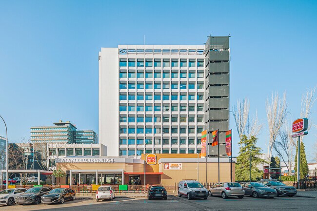 More details for Calle Condesa de Venadito, 1, Madrid - Office for Lease