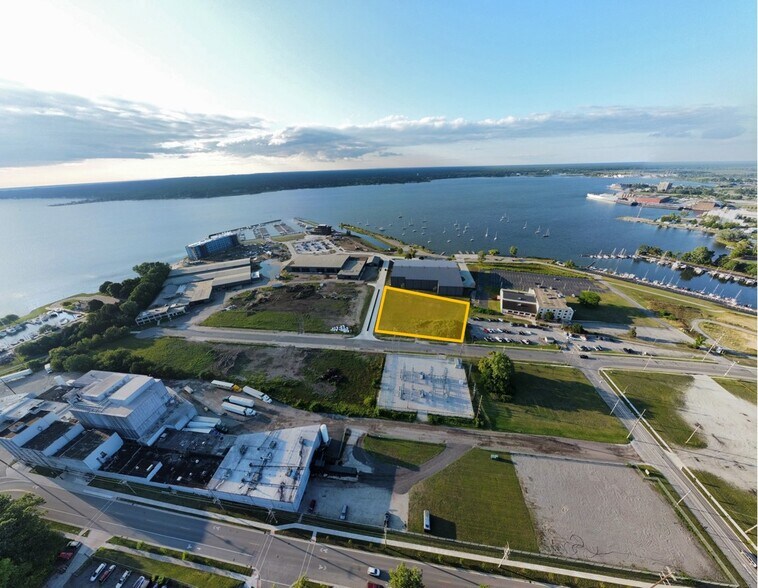 V/L W Western Ave, Muskegon, MI for sale - Primary Photo - Image 1 of 2