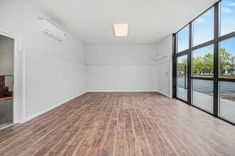 3406 Shannon Park Dr, Fredericksburg, VA à louer Photo intérieure- Image 1 de 5