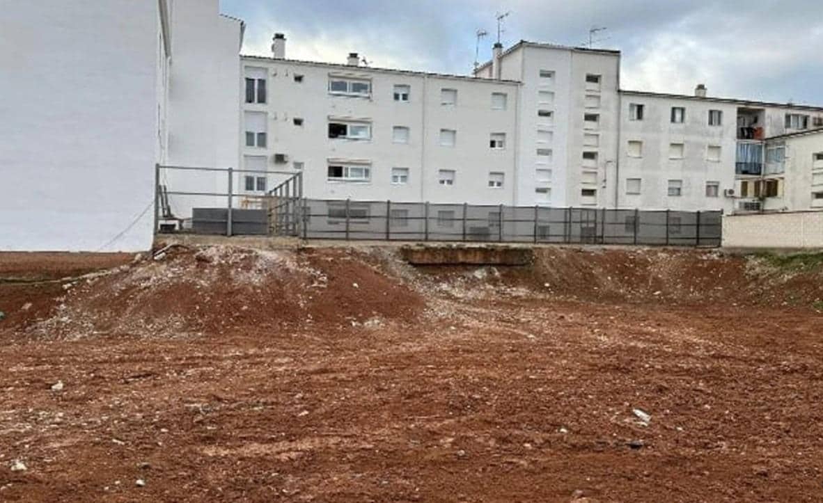 Land in Don Benito, Badajoz for sale Construction Photo- Image 1 of 12