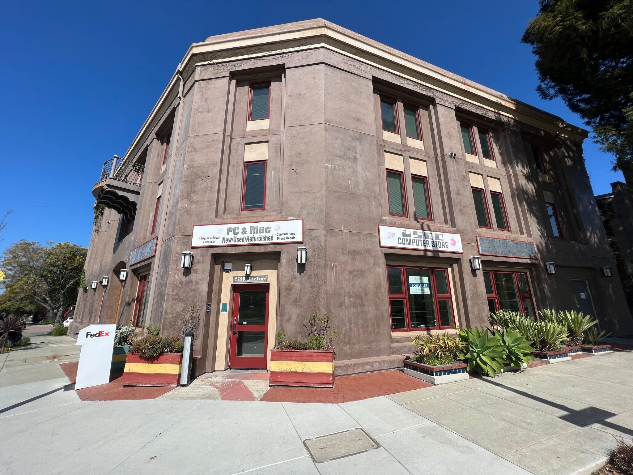 2750 Adeline St, Berkeley, CA for lease Building Photo- Image 1 of 4