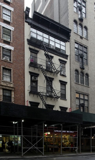 More details for 45 University Pl, New York, NY - Retail for Lease