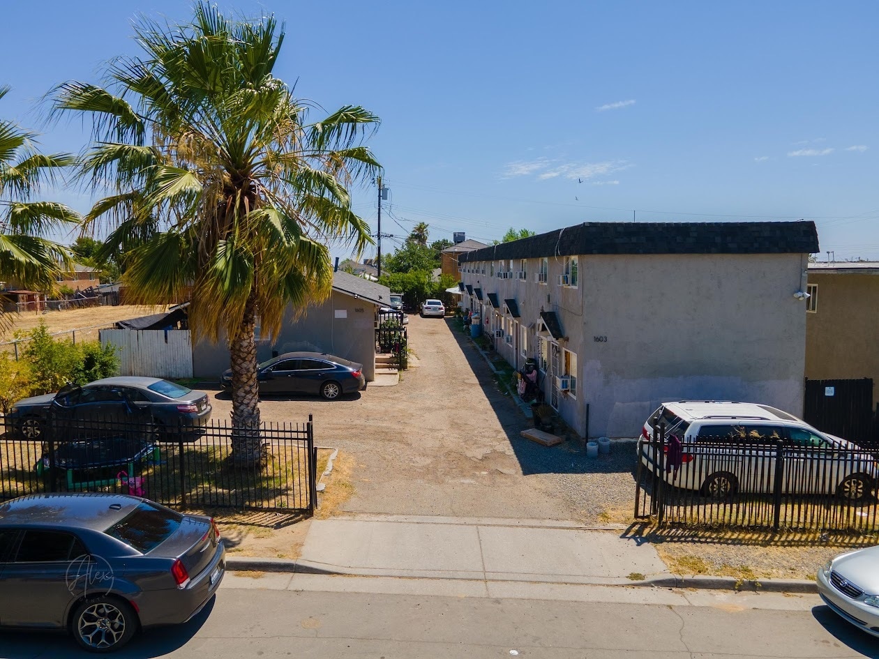 1601 Jefferson St, Bakersfield, CA for sale Building Photo- Image 1 of 17