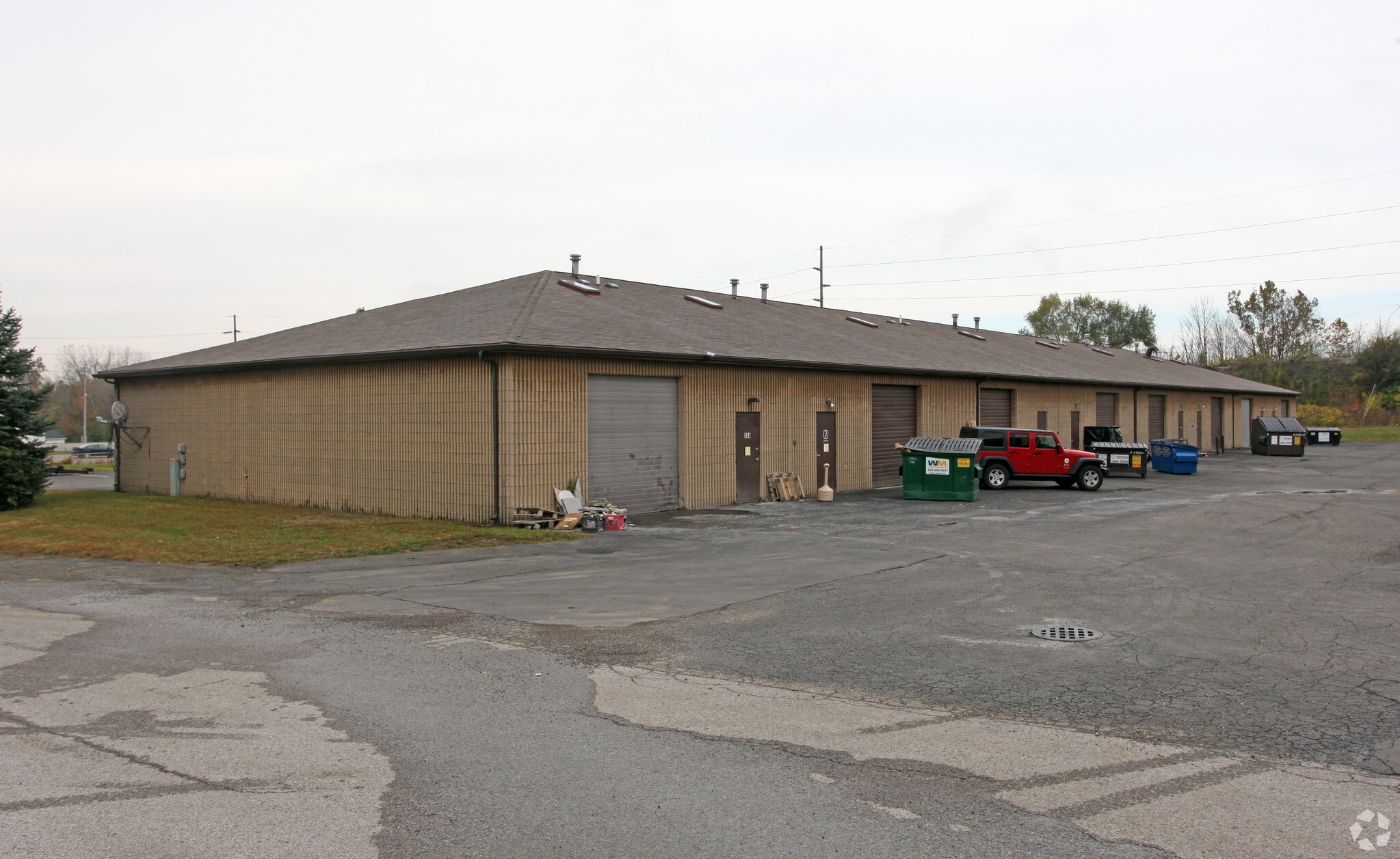 384-398 Morrison Rd, Columbus, OH for lease Building Photo- Image 1 of 7
