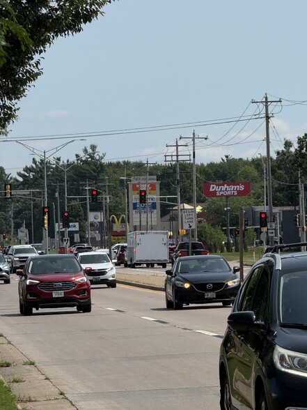 5541 US Highway 10 E, Stevens Point, WI for lease - Building Photo - Image 3 of 49