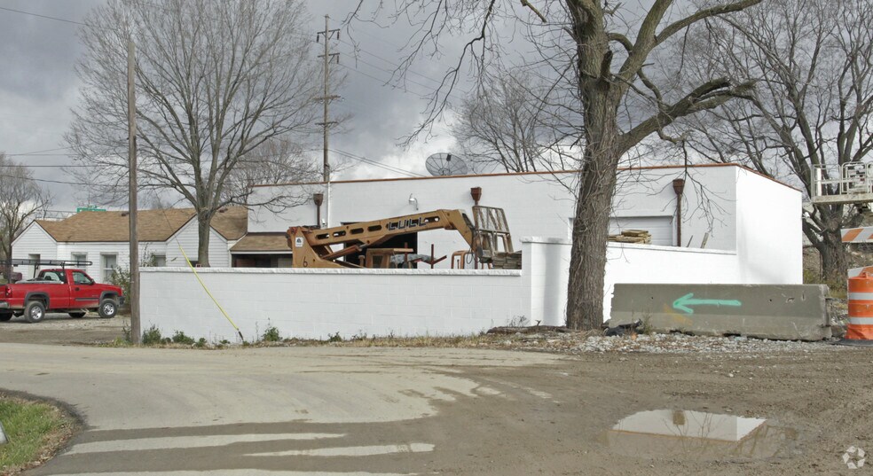 2300 Ome Ave, Dayton, OH à vendre - Photo du bâtiment - Image 2 de 41