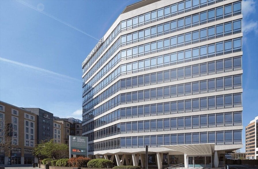 17 Lansdowne Rd, Croydon à louer - Photo du bâtiment - Image 1 de 15