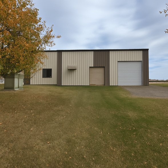 14413 HWY 16A Hwy, Vegreville, AB for sale - Building Photo - Image 3 of 6