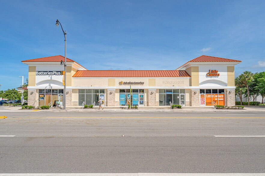 1735-1891 N Federal Hwy, Hollywood, FL à louer - Photo du bâtiment - Image 1 de 3