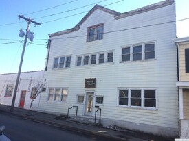 Columbia Street Warehouse - Parking Garage