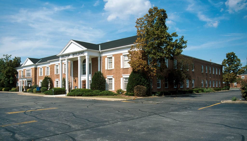 5031-5035 Mayfield Rd, Cleveland, OH for lease Building Photo- Image 1 of 4