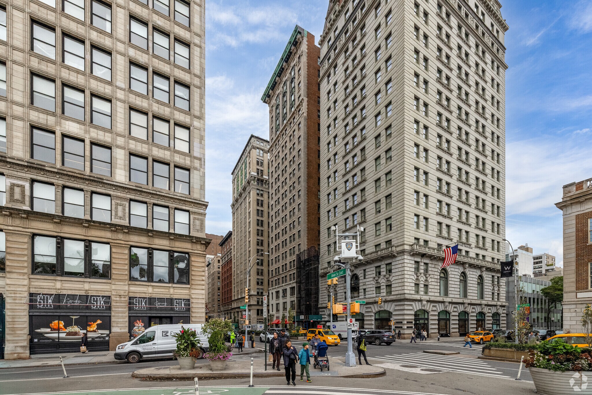 215 Park Ave S, New York, NY for lease Primary Photo- Image 1 of 11