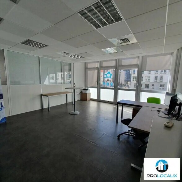 Bureau dans Grenoble à louer - Photo intérieure - Image 1 de 6