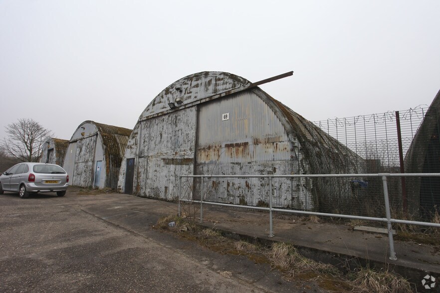 Boughton Industrial Estate, Boughton for sale - Primary Photo - Image 1 of 3