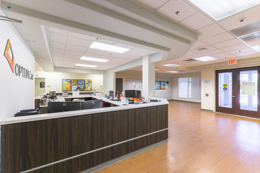 6190 S Fort Apache Rd, Las Vegas, NV for lease - Interior Photo - Image 3 of 9