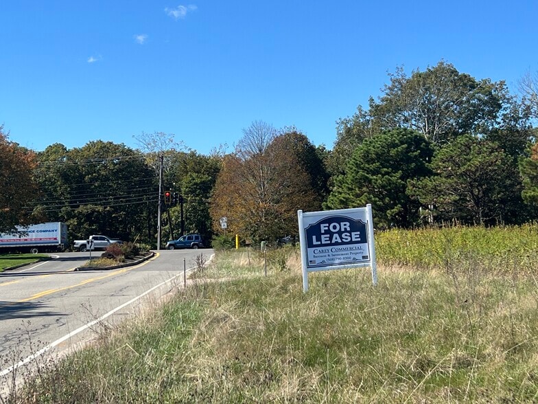 1 Jan Sebastian Dr, Sandwich, MA for lease - Building Photo - Image 1 of 7