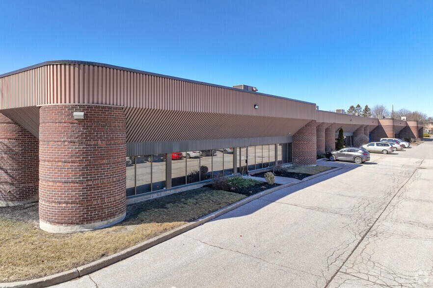 85 Chambers Dr, Ajax, ON à vendre - Photo principale - Image 1 de 1