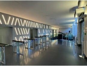 Bureau dans Marseille à louer Photo du bâtiment- Image 2 de 20