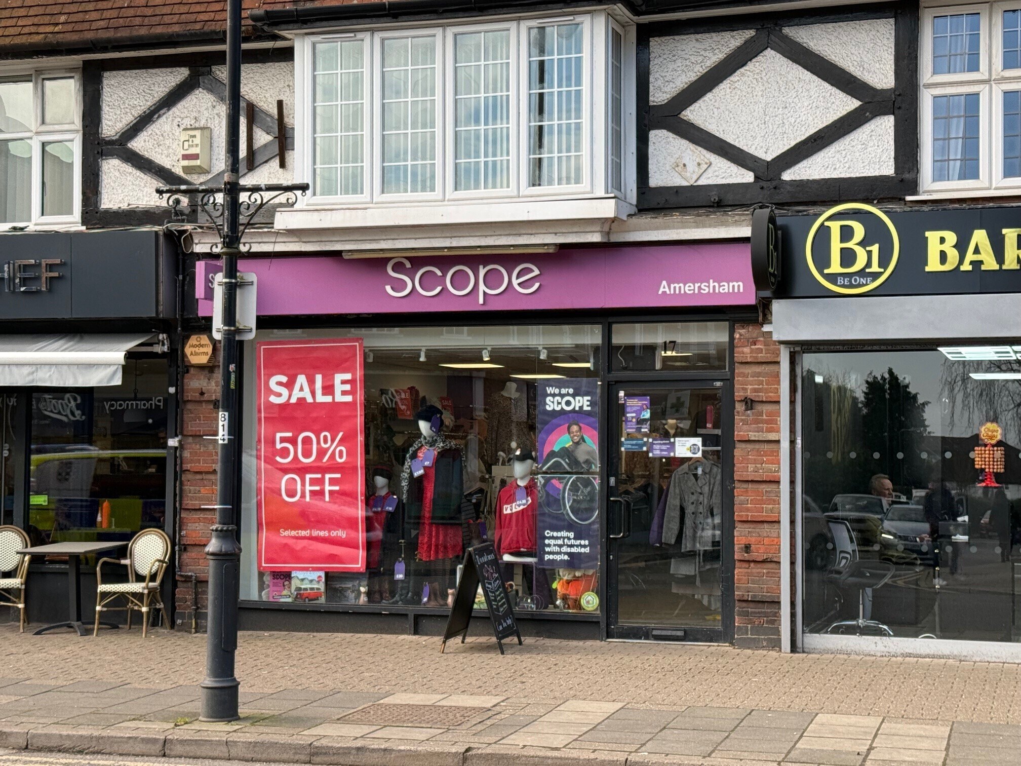 17 Sycamore Rd, Amersham à louer Photo du bâtiment- Image 1 de 6