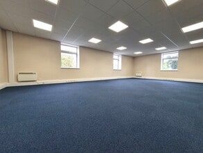 Alvescot Rd, Carterton à louer Photo intérieure- Image 1 de 1