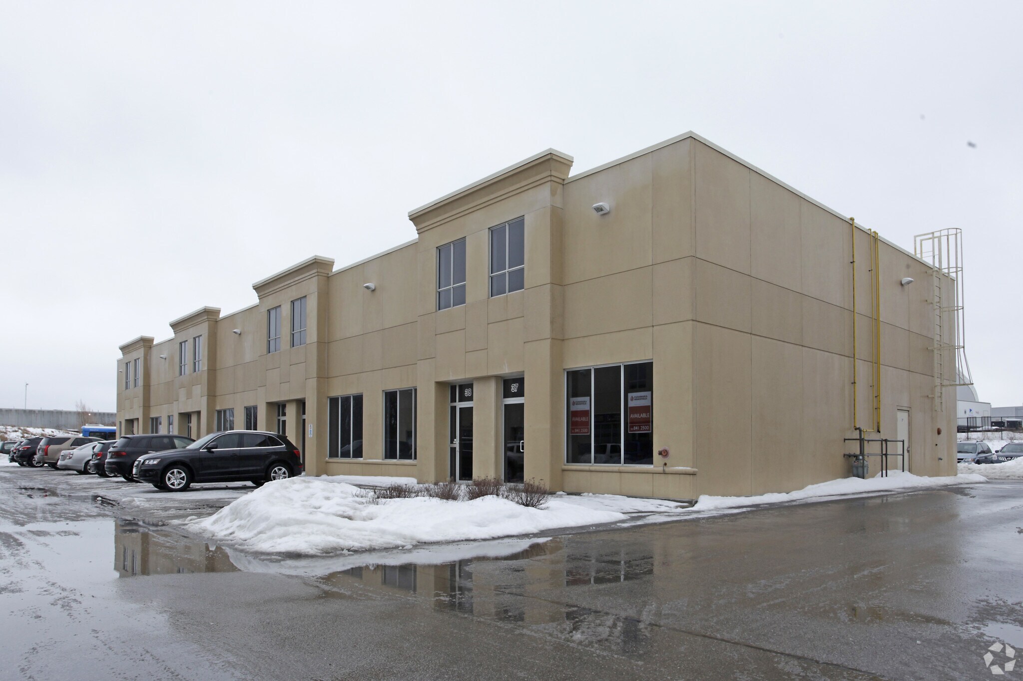 16945 Leslie St, Newmarket, ON à vendre Photo principale- Image 1 de 1