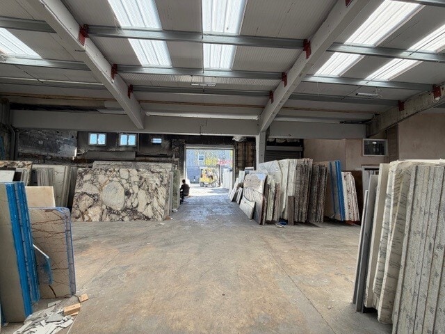 22-23 Argall Av, London for lease - Building Photo - Image 2 of 5