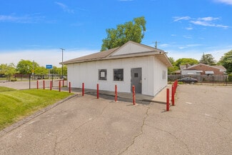 More details for 11600 Kelly Rd, Detroit, MI - Retail for Sale